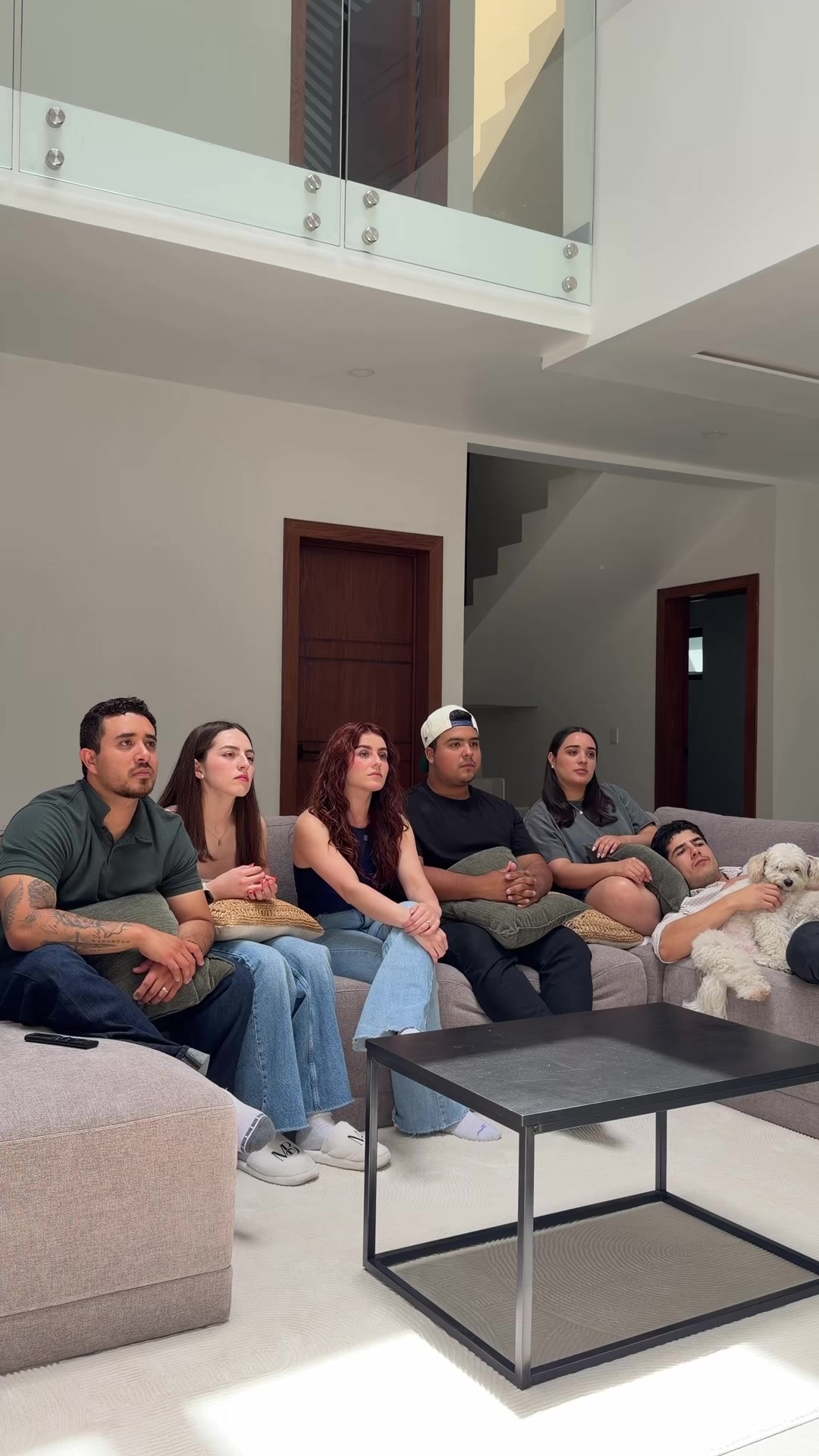 TikTok post by @melissamuroo for NESCAFÉ México. Caption reads: Todos sabemos que Nescafé reserva lleva coffemate....