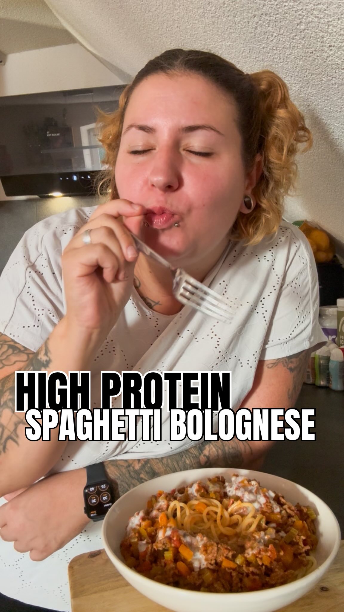 Instagram post by @echt.jussi for More Nutrition. Caption reads: 🍝✨ High Protein Spaghetti Bolognese – Soulfood in....
