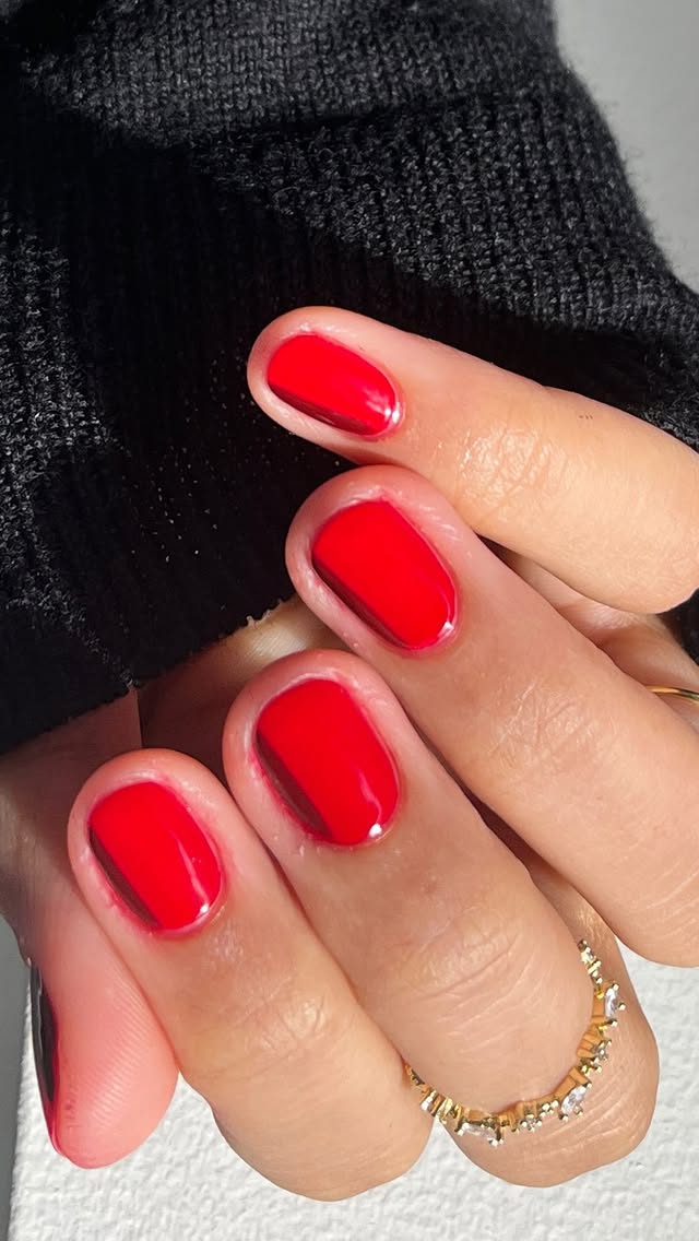 Instagram post by @nonnailartist for butter LONDON. Caption reads: [...] 🔥🔥🔥 I topped a more crelly red....