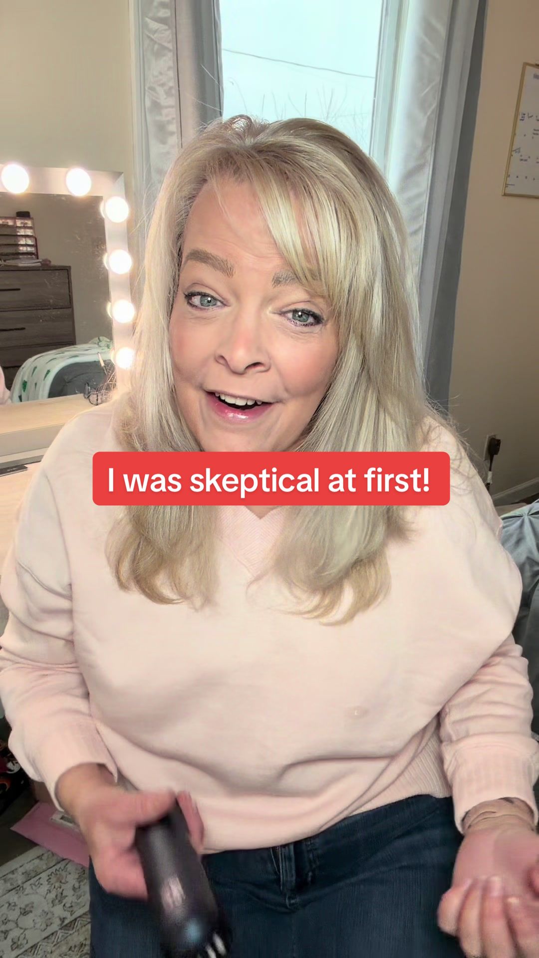 TikTok post by @luvsgoodfood for Fanttik. Caption reads: [...] #flatiron #curlingiron @Fanttik .