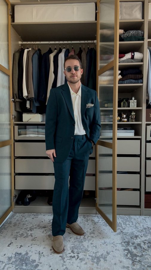 Instagram post by @lukewesleypearson for Suitshop. Caption reads: Ready for anything... 🛫🏝️ where to?....