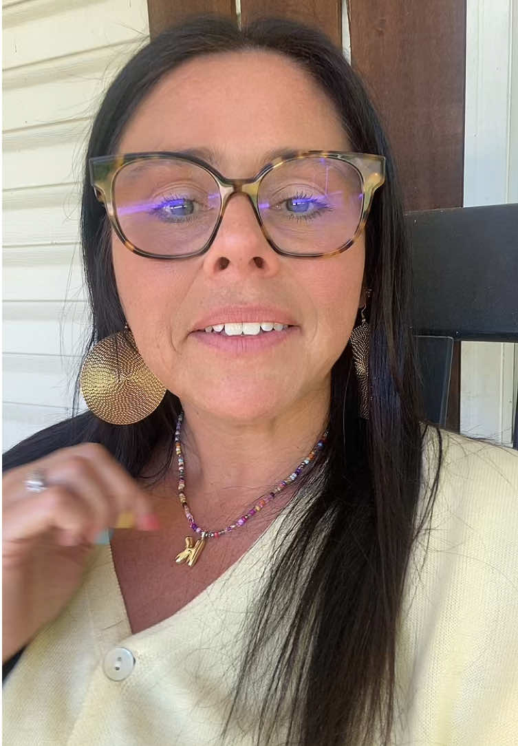 TikTok post by @kassfrazier5 for VRIUA US. Caption reads: [...] #womensaccessories #initialnecklace @VRIUA....