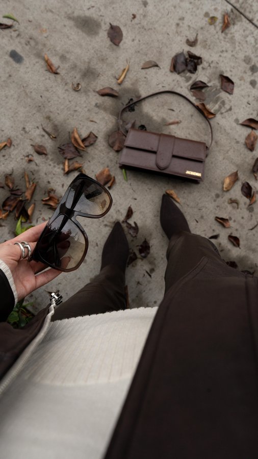 Instagram post by @lidiyabairon for Cosyisland. Caption reads: #ad
The way these @cosyisland_official boots....