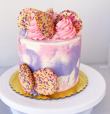 Instagram post by @fluffcups for Chefmaster. Caption reads: Eating cake for breakfast for #blondeswhoeat....