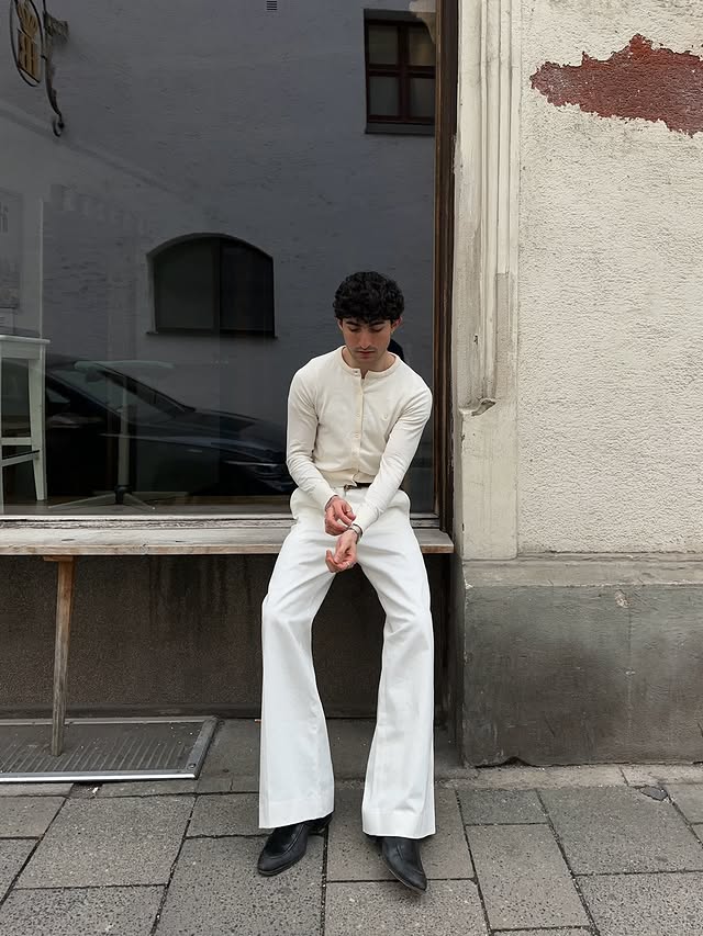 Instagram post by @haval.sd for Sandro Paris. Caption reads: all white, all @sandroparis |anzeige . #paris....