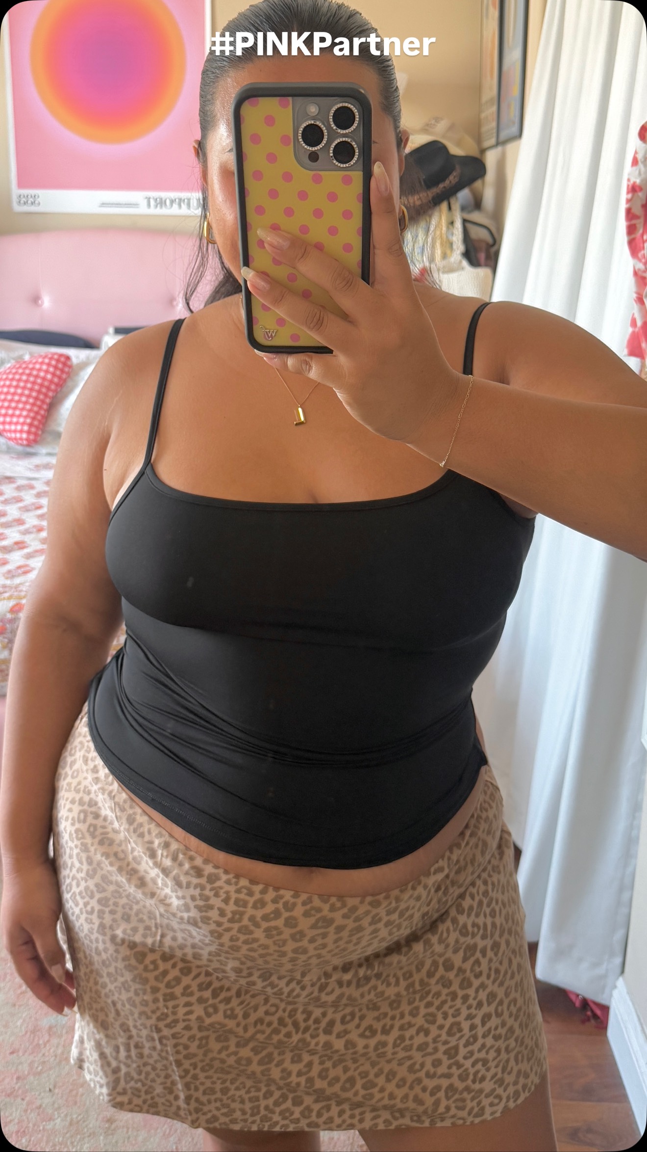 Instagram post by @laurenlicup for VSPINK. Caption reads: try on haul of new stuff from @vspink #PINKPartner....