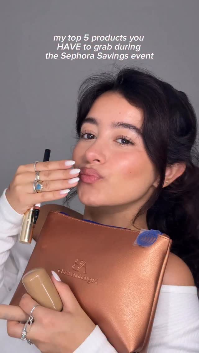 Instagram post by @yazdior for Augustinus Bader. Caption reads: I just love the @augustinusbader travel set, make....