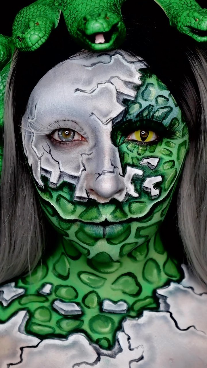 Instagram post by @bybrookeellis for Snazaroo. Caption reads: ad 🐍 MEDUSA 🐍
use my code ‘BROOKE15’ to save on....