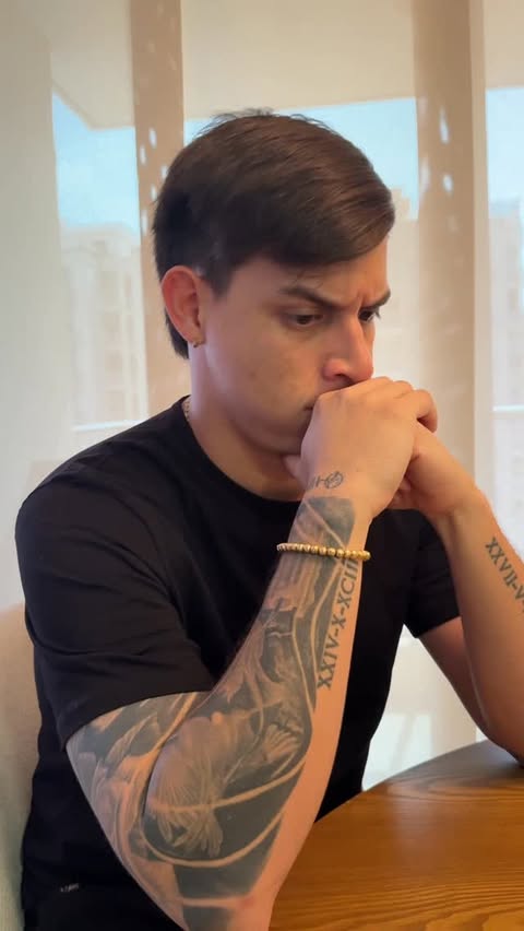 Instagram post by @chuzjaramillo for QuAtro Colombia. Caption reads: Ni tan dulce, ni tan ácido simplemente QUATRO....