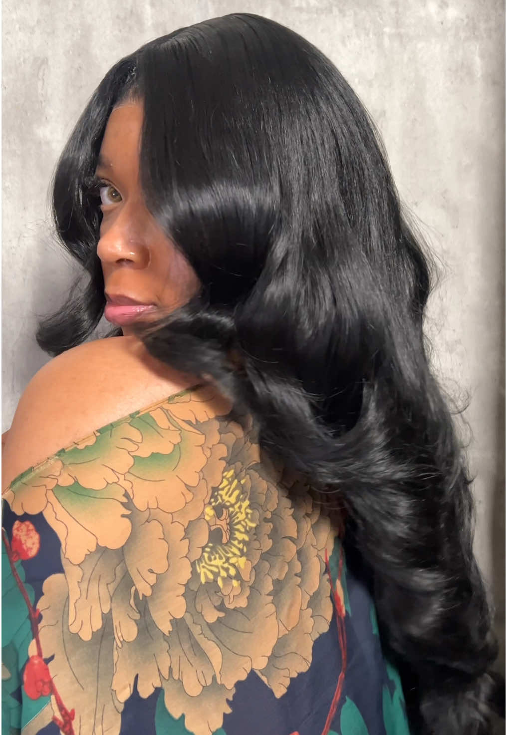 TikTok post by @norisims for SamsBeauty. Caption reads: Synthetic Wig (Outre Seraphine) from @SamsBeauty....