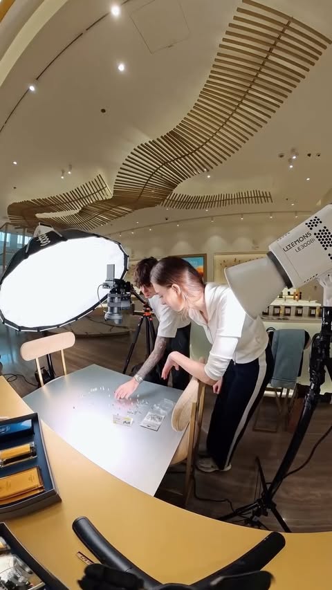 Instagram post by @litemons for Godox. Caption reads: Save time. Shoot faster.

QR-P90T pops open....