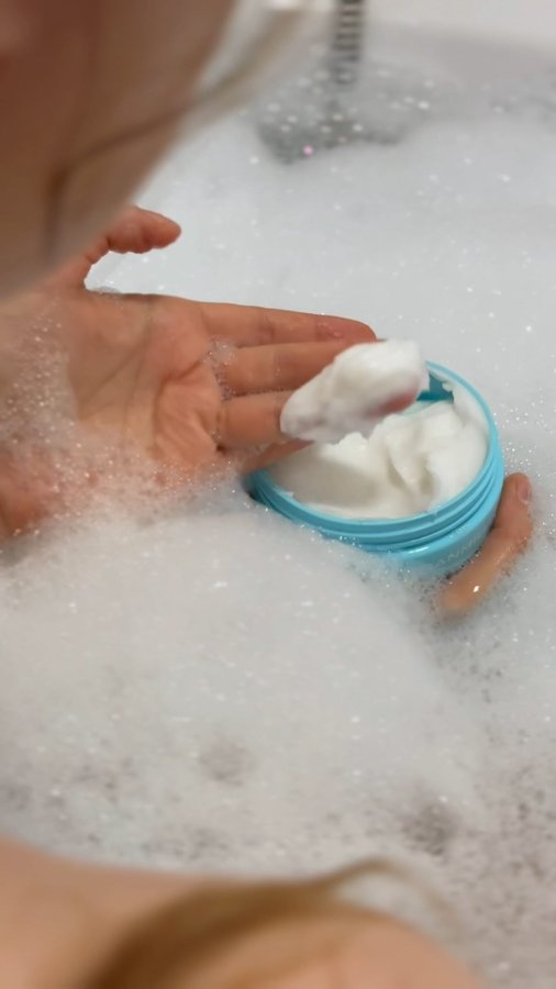 Instagram post by @parv_stylee for Arganmidas. Caption reads: I’ve been using the @arganmidasofficial Keratin....