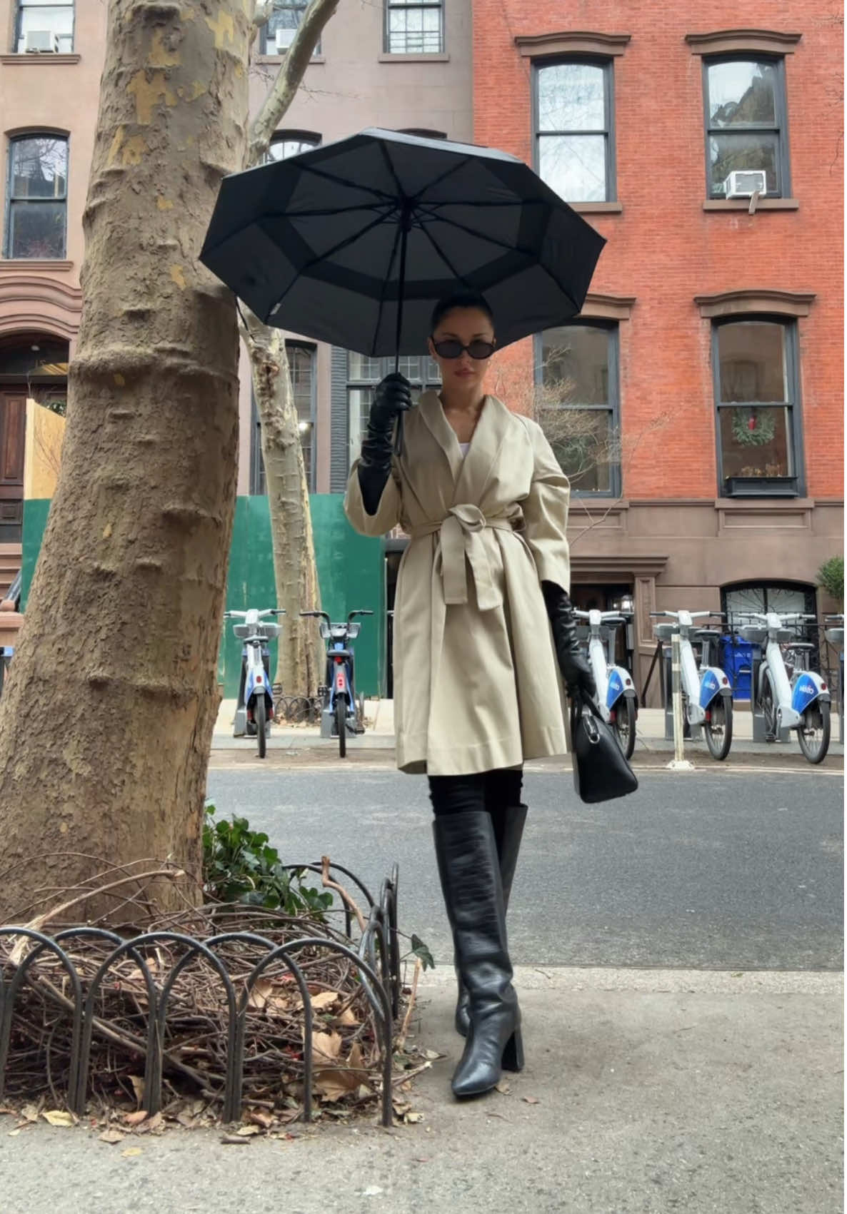 TikTok post by @maurinaweeks for ASTR The Label. Caption reads: [...] trends. Use code MAURINA15 at @ASTR THE....