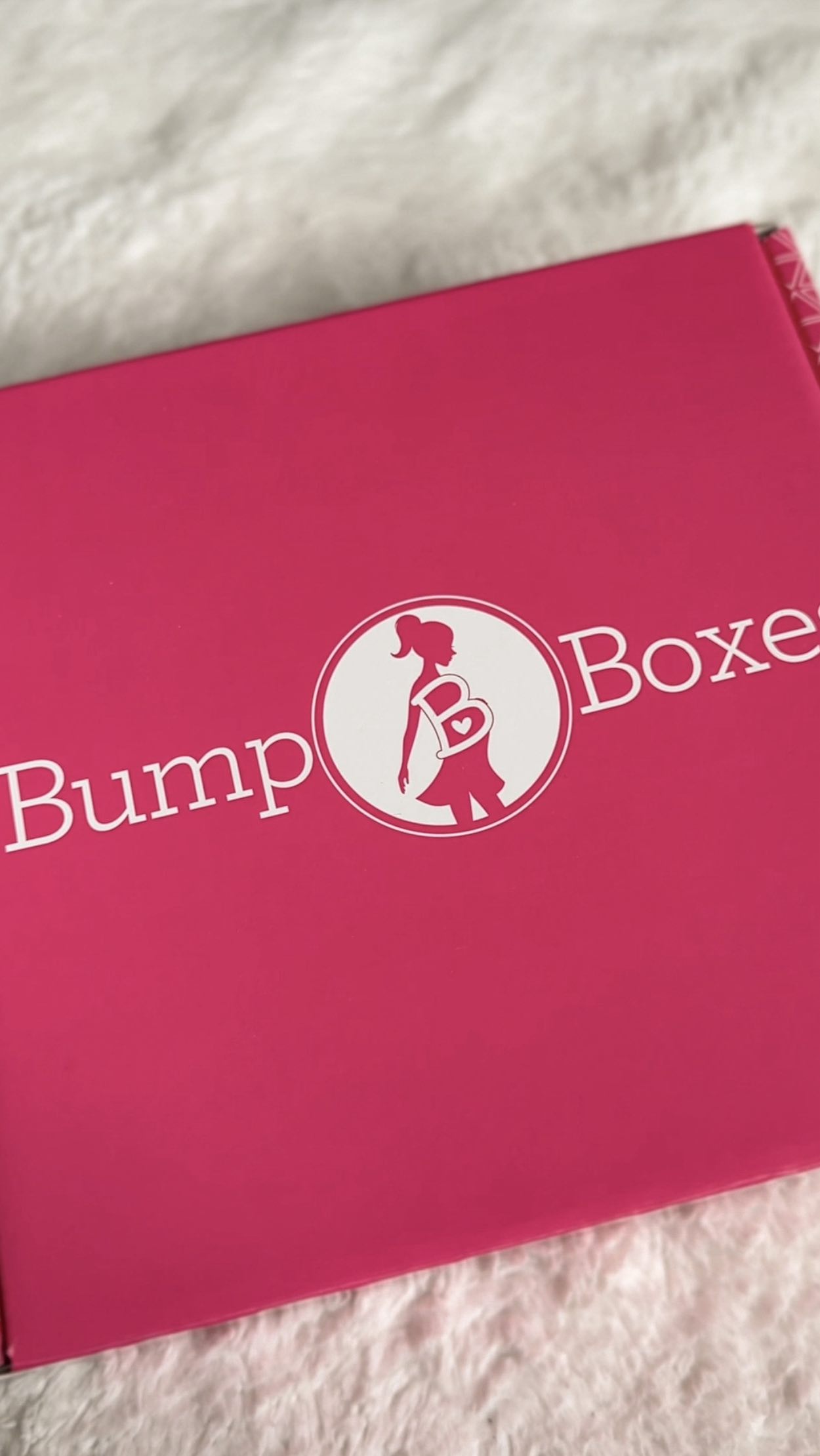 Instagram post by @michlennbocoboc for Bump Boxes. Caption reads: #ad #gifted @bumpboxes 🎄✨ Christmas in August?!....