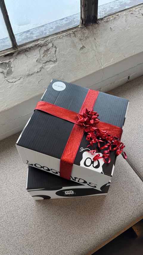 Instagram post by @loosends for VistaPrint. Caption reads: I’ve dreamt of releasing crochet kits for over a....