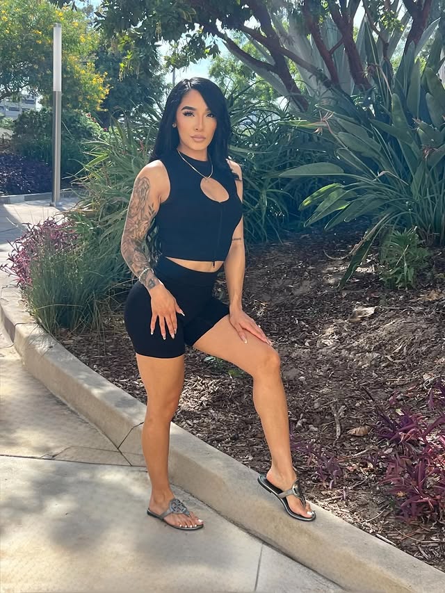 Instagram post by @youlovejesss_ for Rockstar Original. Caption reads: Saturday 🛍️🖤 @rockstaroriginal....