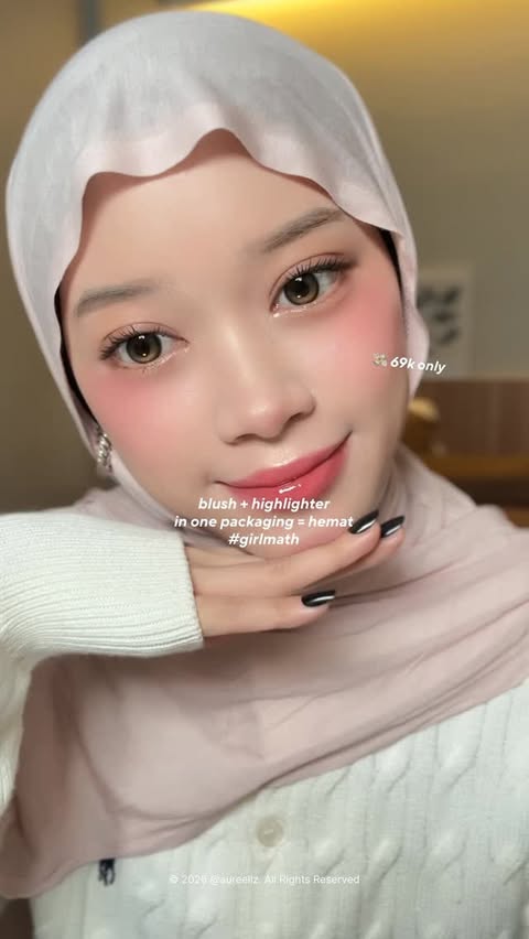 Instagram post by @aureellz for MS GLOW. Caption reads: prettiest highlighter blush 🎀🌷💗 @msglowbeauty....