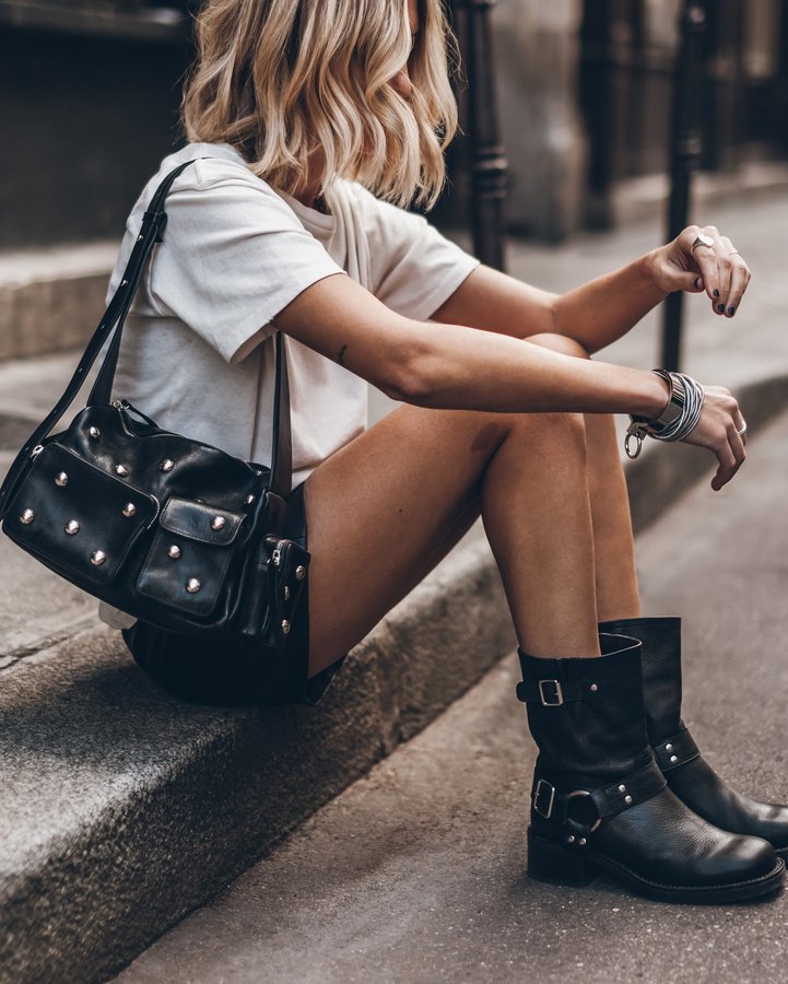 Instagram post by @mikutas for MIKUTA. Caption reads: My fave studdy ♥ @themikutashop 
*anzeige.