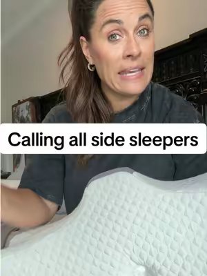 TikTok post by @dedragillisholt for Alcedo Health. Caption reads: Side sleepers, this is for you! #sidesleepers....