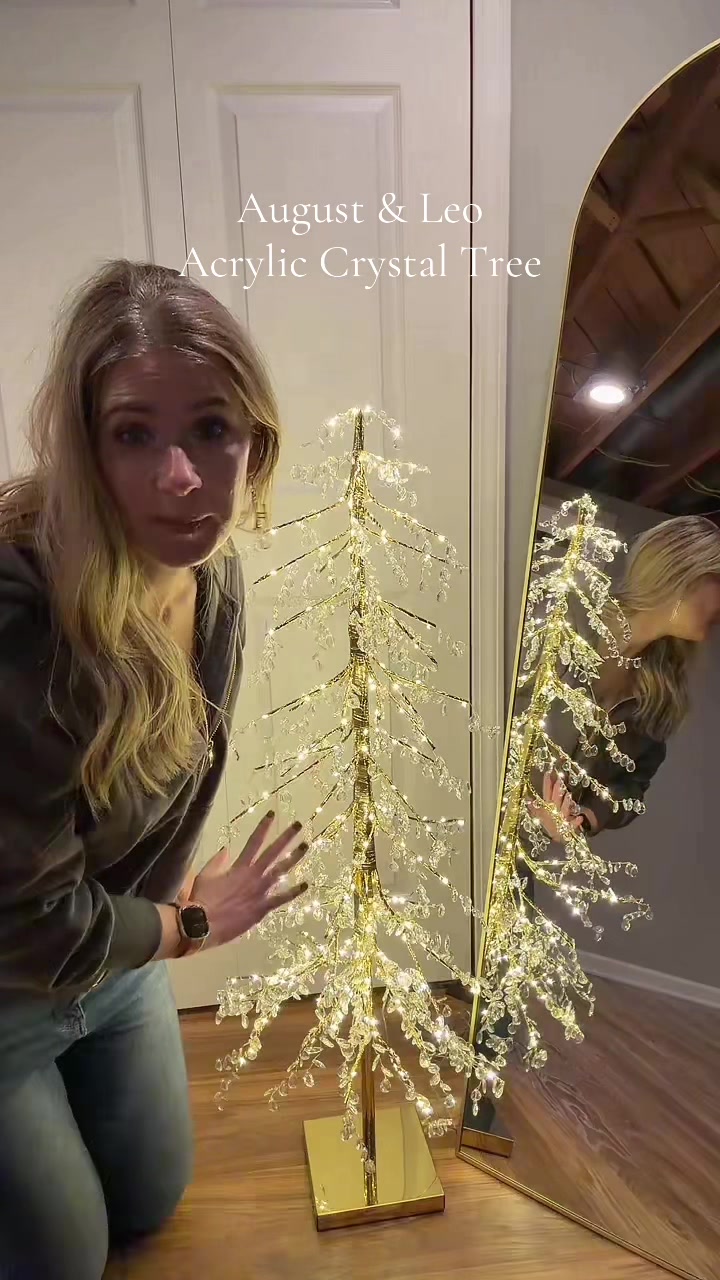 TikTok post by @iamsarahtonin for HSN. Caption reads: [...] #crystaltree #tiktokshopcreatorpicks @HSN,....