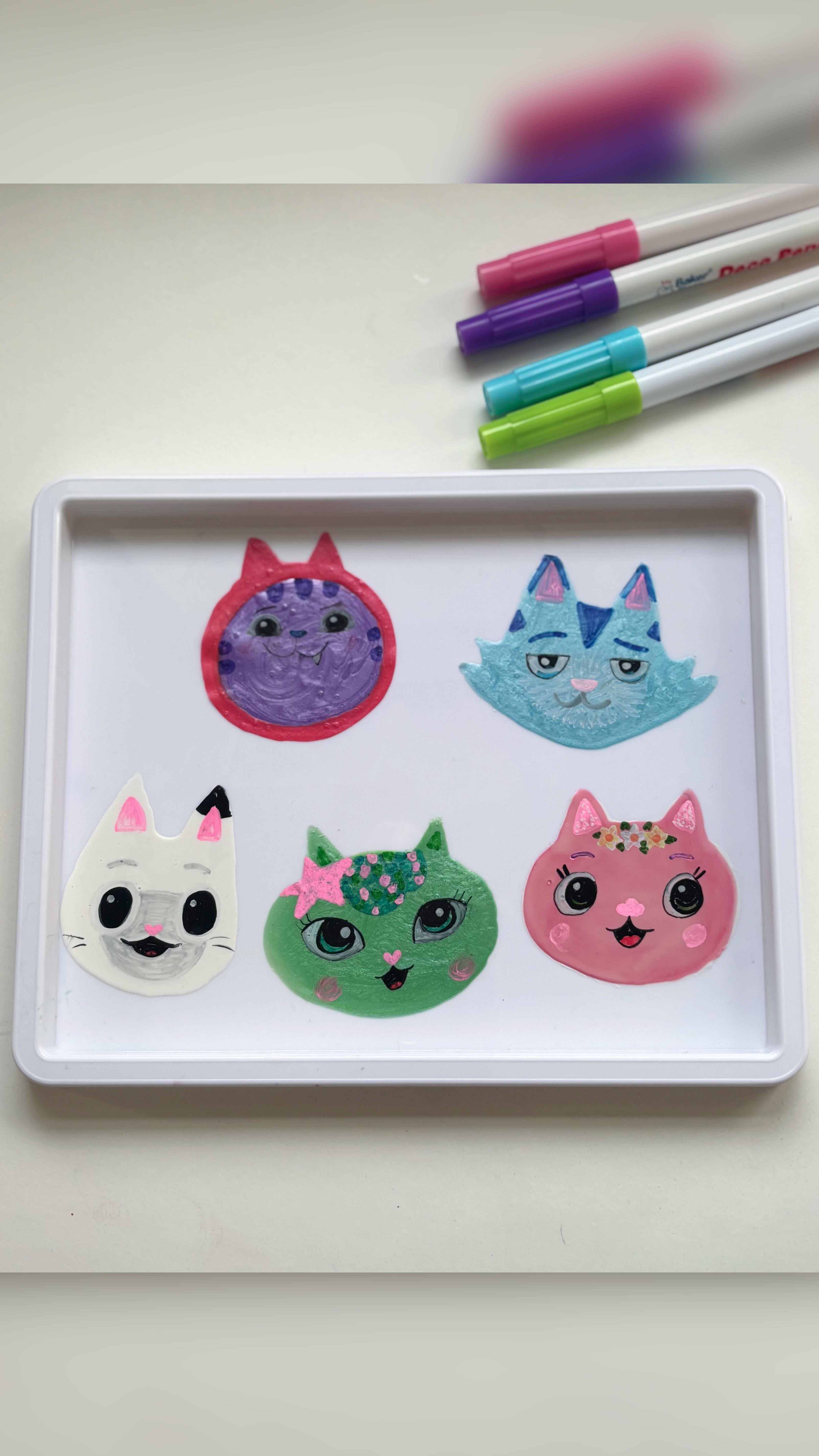 Instagram post by @creative_mama_che for Baker Ross. Caption reads: DIY window stickers ad

We are big Gabby’s....