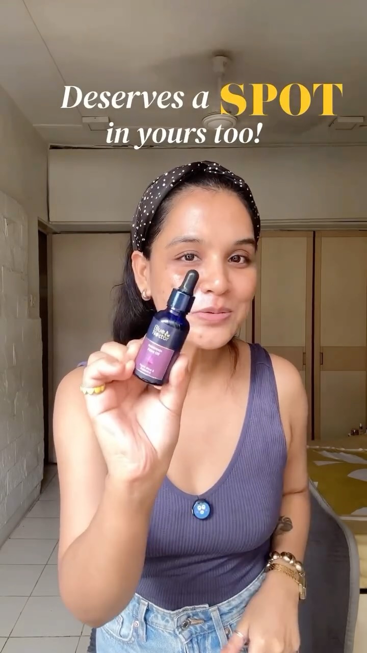 Instagram post by @purnimagiggle for Blue Nectar. Caption reads: Yes, oily skin can glow too✨
This kumkumadi oil is....