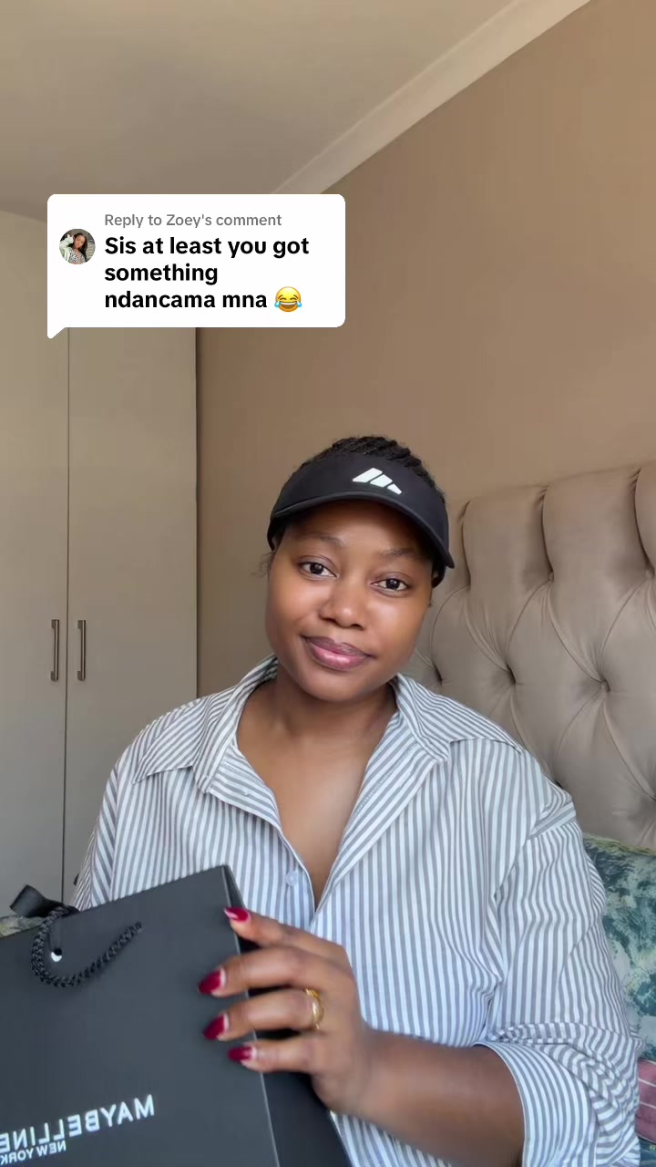 TikTok post by @sesihle_scarf for Humanz. Caption reads: Replying to @Zoey update on the @Humanz Africa....