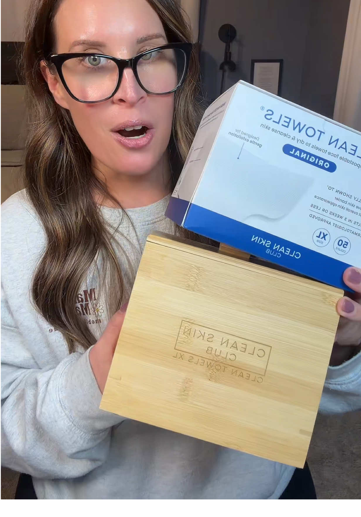 TikTok post by @julieanamichelle for cleanskinclub. Caption reads: [...]....