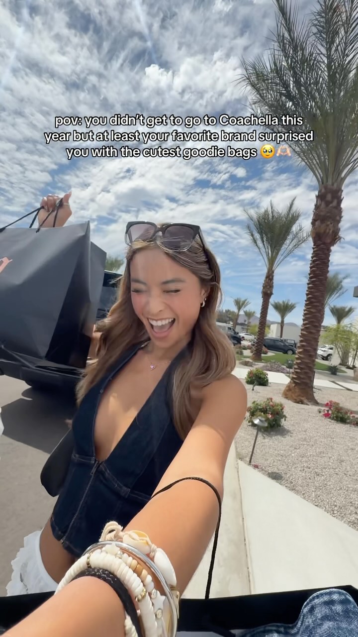 Instagram post by @itslaaurr for Miss Me. Caption reads: the sweetest team ever, ilsym @missme 🥰....