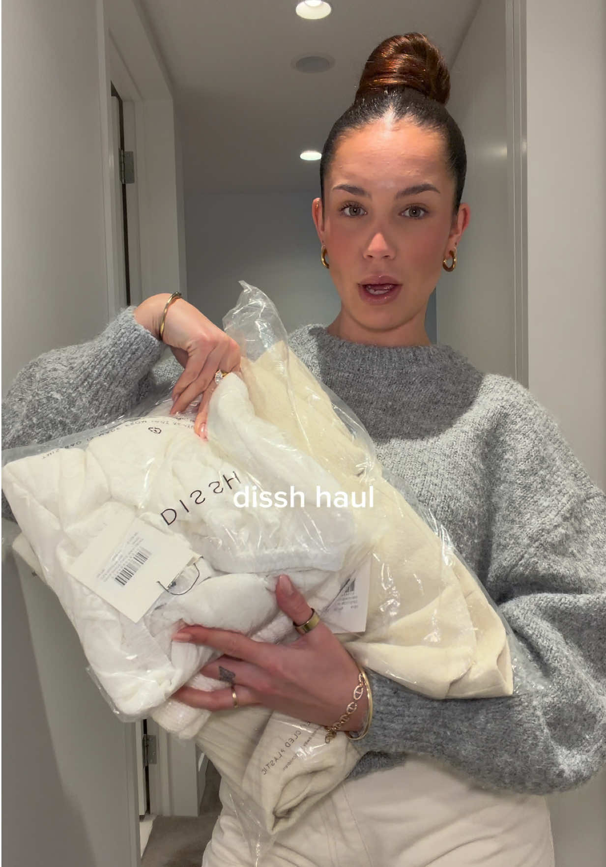 TikTok post by @hunterleekawana_ for DISSH. Caption reads: @DISSH haul!!!! ad/gifted #dissh #haul [...].