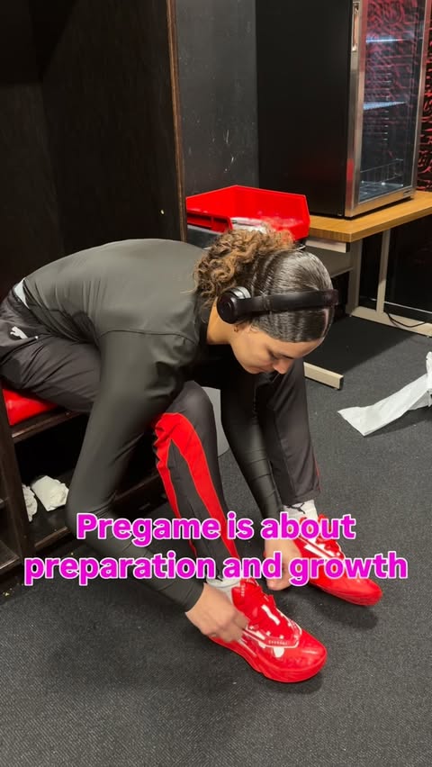 Instagram post by @sydney.bean13 for TruHeight. Caption reads: [...] consistency, and overall growth. 🏀....