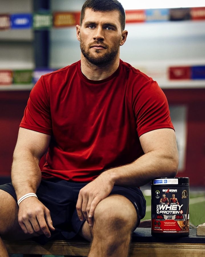 Instagram post by @tjwatt90 for Feeding America. Caption reads: [...] and @walmart to help @feedingamerica raise 1....