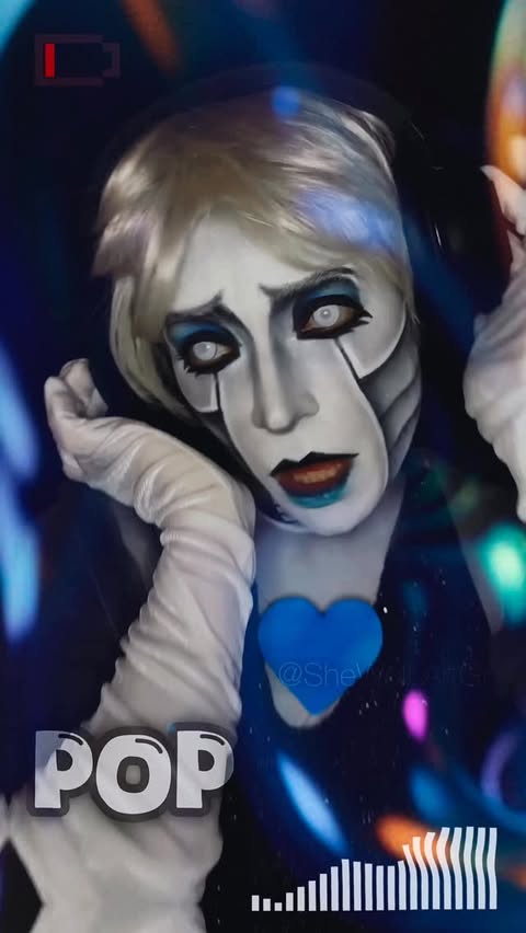 Instagram post by @shewolf.artgr for MocoQueen. Caption reads: 👻> •••Pop Music••• <🎧🎶
•
📌 @moco_queen pair....