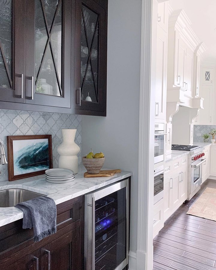 Instagram post by @lemonleafhomeinteriors for Real Simple. Caption reads: 🍋 I’ve never had a butler’s pantry before and....