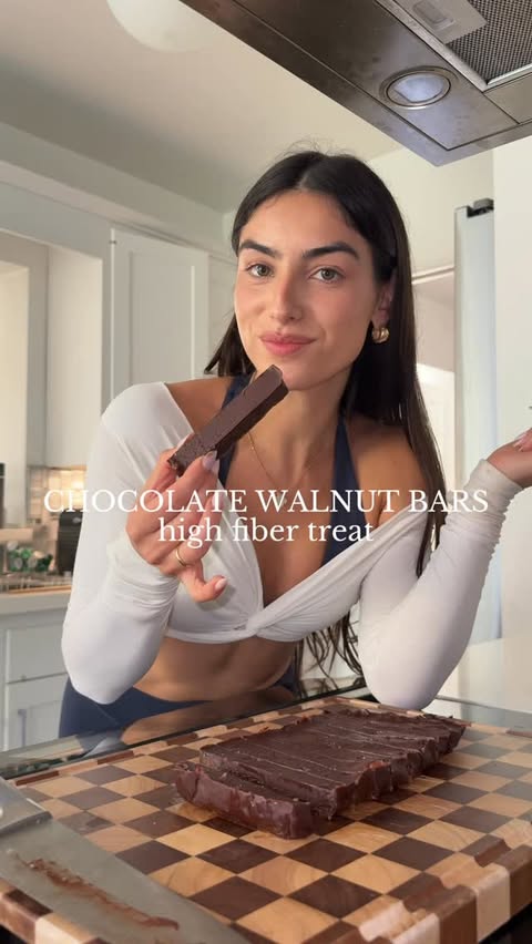 Instagram post by @natalieefer for California Walnuts. Caption reads: [...] contain 5g of fiber per serving. California....