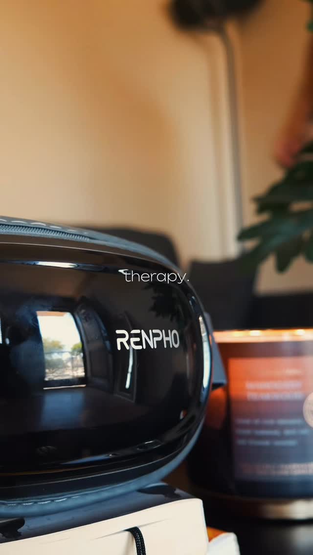 Instagram post by @hoe__zayy for RENPHO. Caption reads: Workouts build strength, recovery builds....