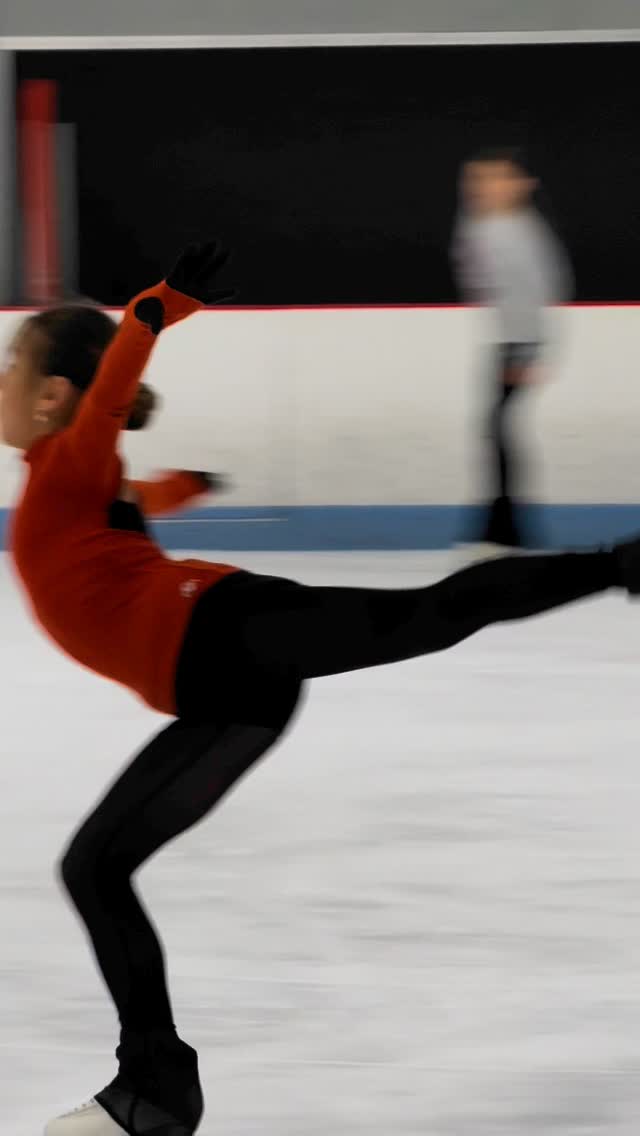 Instagram post by @aspenj_skates for Chique Sport. Caption reads: [...] #usfigureskating #iceskating #chiquesport....