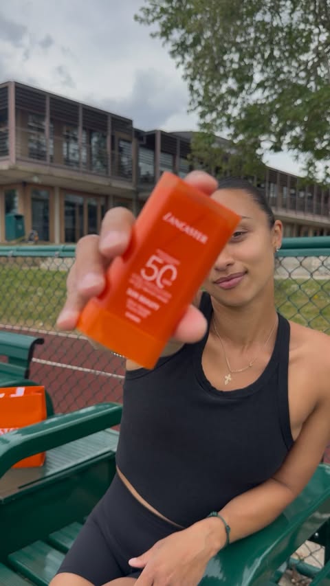 Instagram post by @edensilva for Lancaster Beauty. Caption reads: [...] and easy on your skin. The Lancaster beauty....