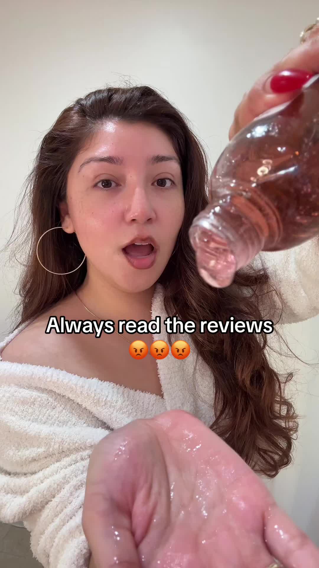 TikTok post by @evagabrielamakeup for Natural Sant México. Caption reads: Where was this bundle last week !?😭 @Natural Sant....