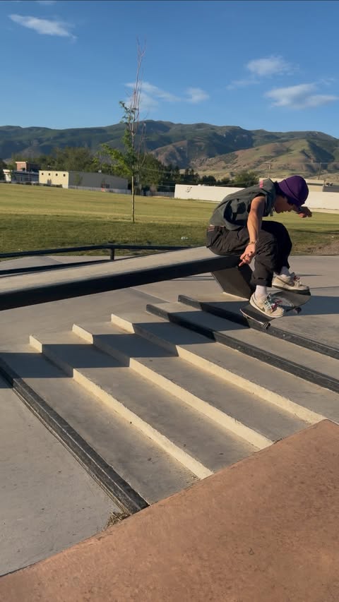 Instagram post by @johnysparkss for Poizon. Caption reads: Skate in $800 kicks? Only after POIZON says....