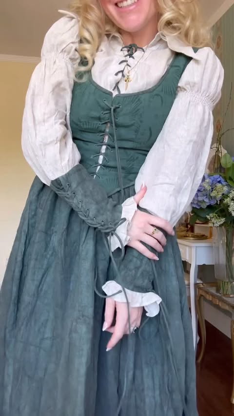 Instagram post by @travelmomoirs for American Duchess. Caption reads: [...] 🏹 Victorian Button Boots (ad pr) American....