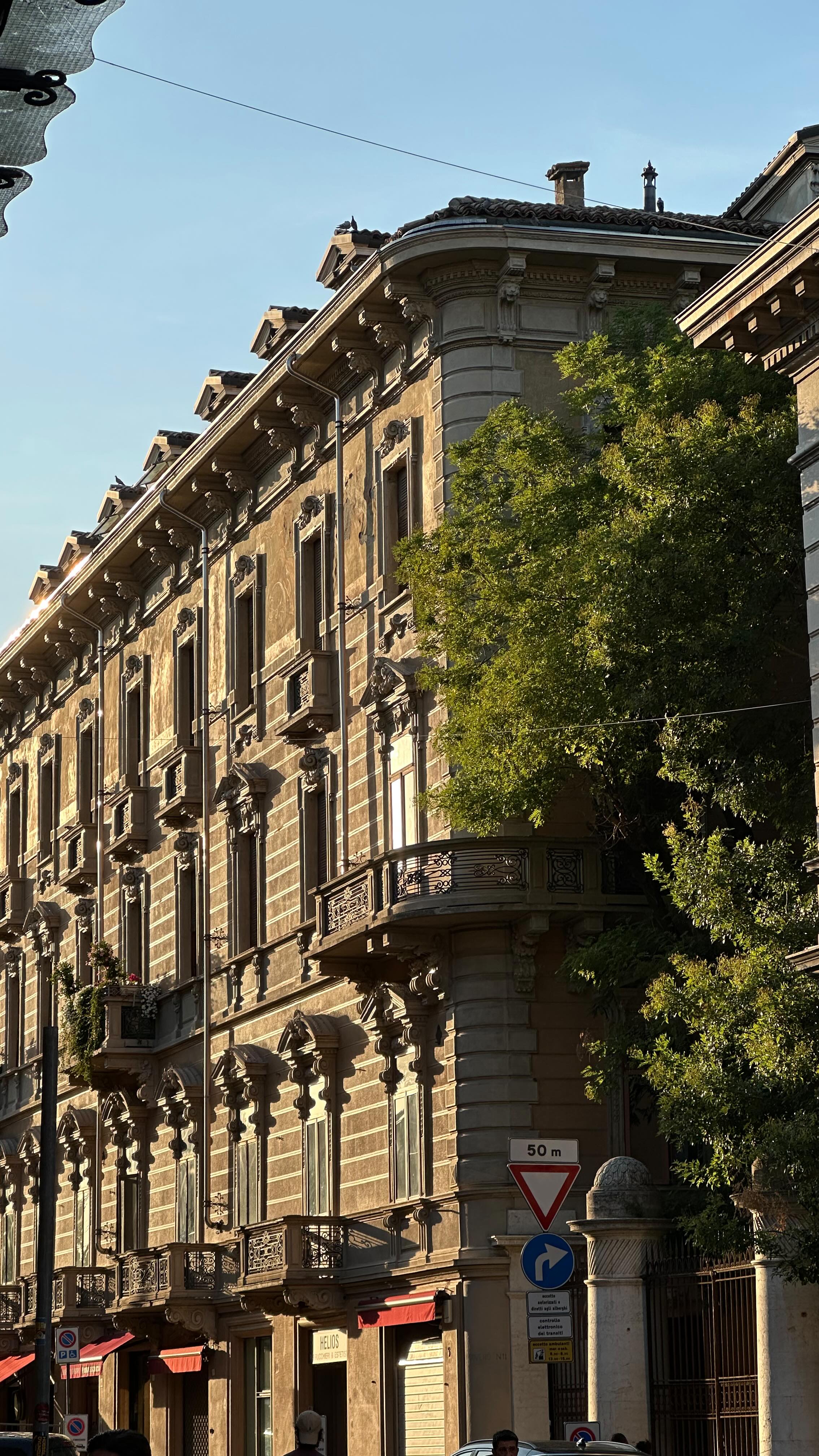 Instagram post by @cristinasurdu for Source Unknown. Caption reads: 1-6? One jacket - 6 different ways to wear it.....