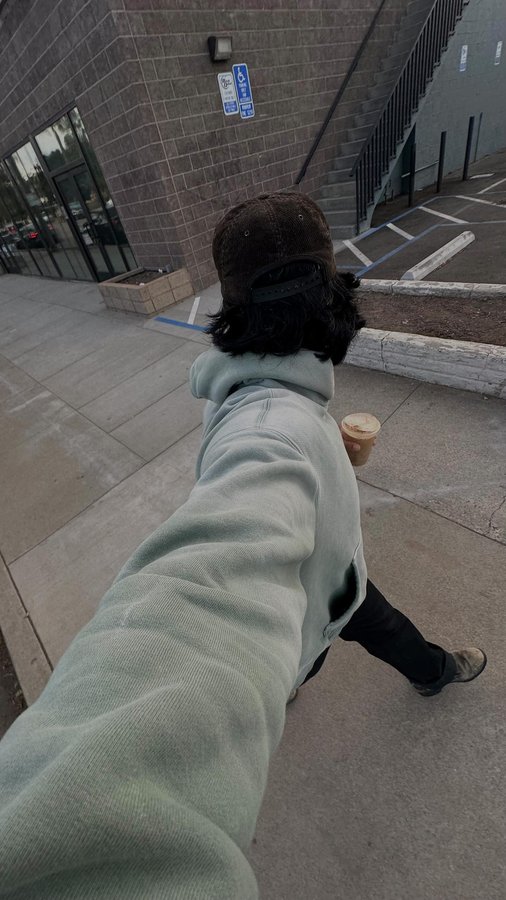 Instagram post by @miguelvpatron for Sperry. Caption reads: just in time to have a merry sperry christmas hehe....