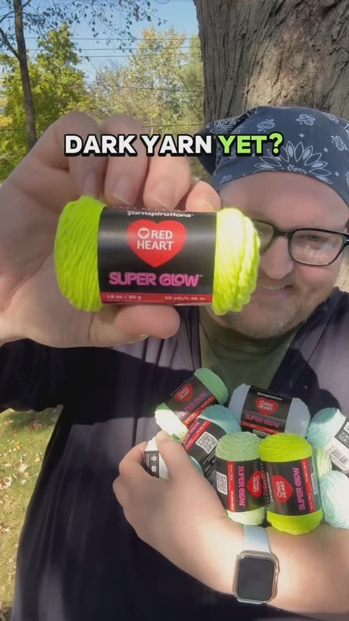 Instagram post by @aidanwellscrochet for Yarnspirations. Caption reads: [...] @redheartyarns Super Glow from....