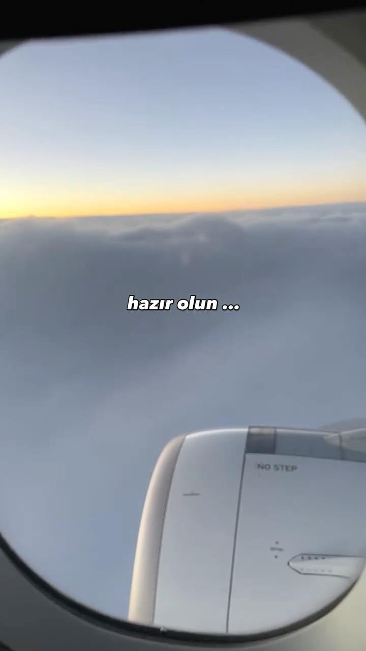 Instagram post by @bloggoloji for Visit Morocco. Caption reads: Ben sadece uçak bileti seviyorum ✈️ 💛 😂
Hele bir....