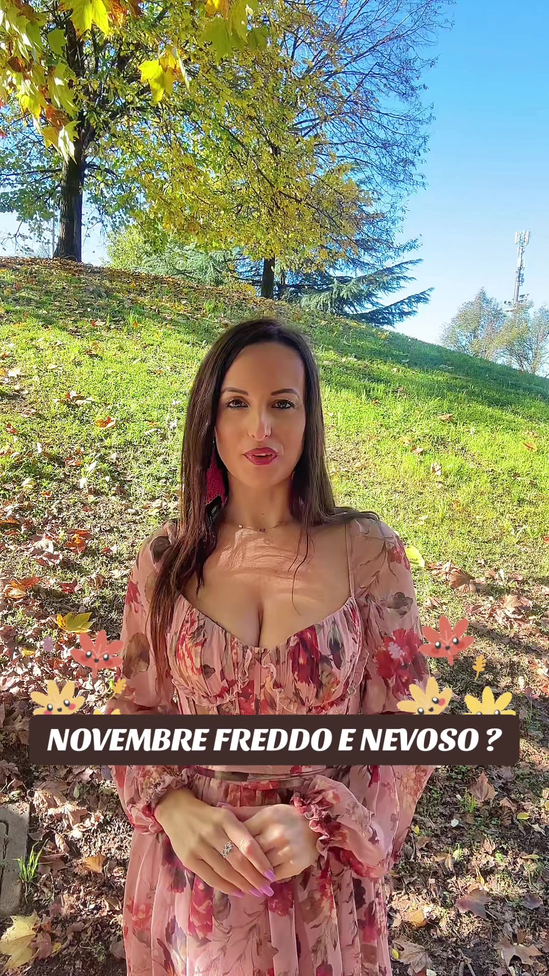 TikTok post by @meteorinaecolonnello for Azazie. Caption reads: #previsioni #meteo #inverno #thunder #weather....