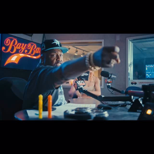 Instagram post by @hollyhoodbaybay for Atlantic Records. Caption reads: 🛜 📡 
🗣️🎙️YOU HEAR Meeeeeeeeeee! 💨⛽️
Get in Yo....