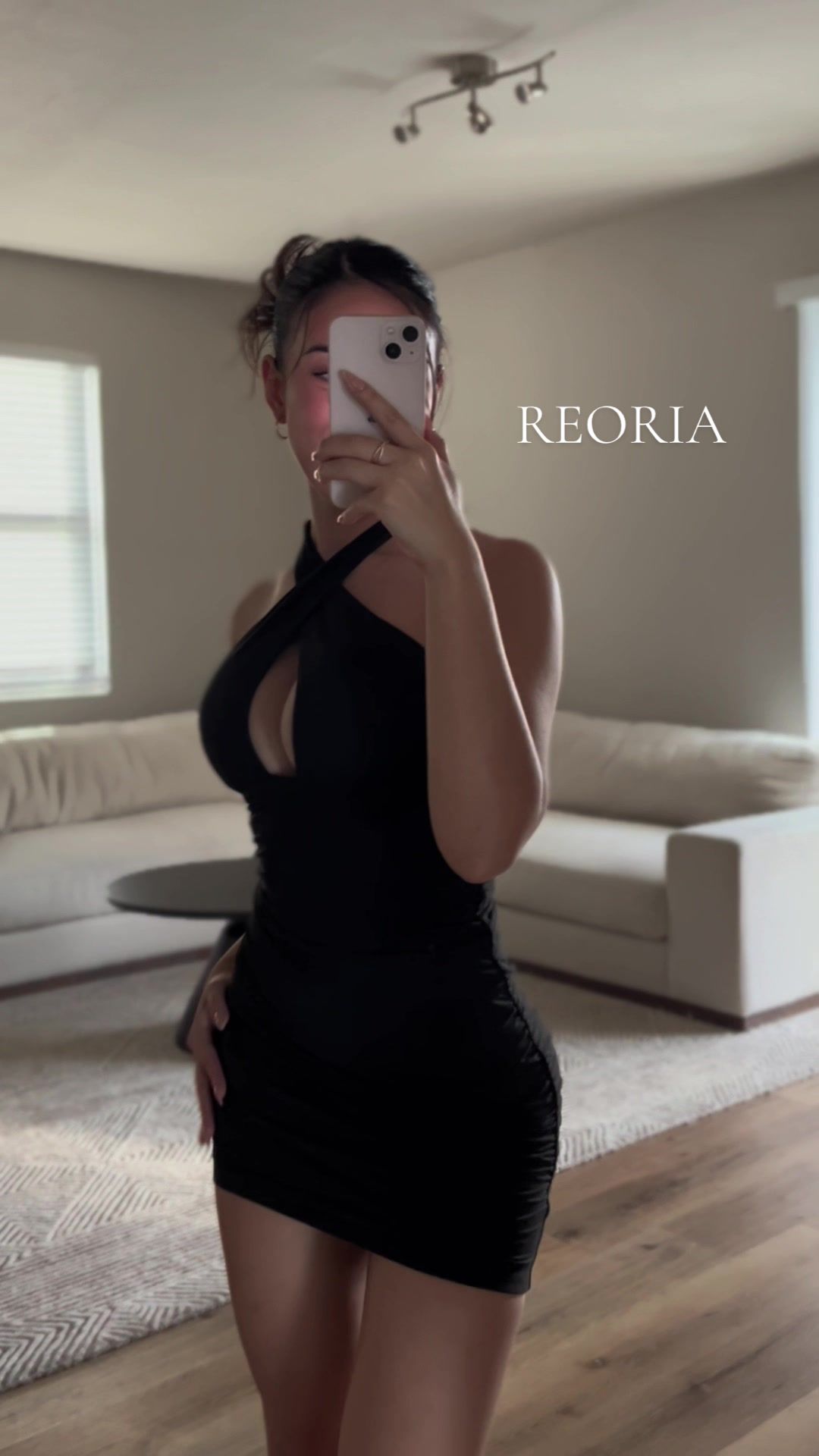TikTok post by @xiomivi1 for Reoria. Caption reads: [...] gorg 🖤 btw the audio is on point ✨....