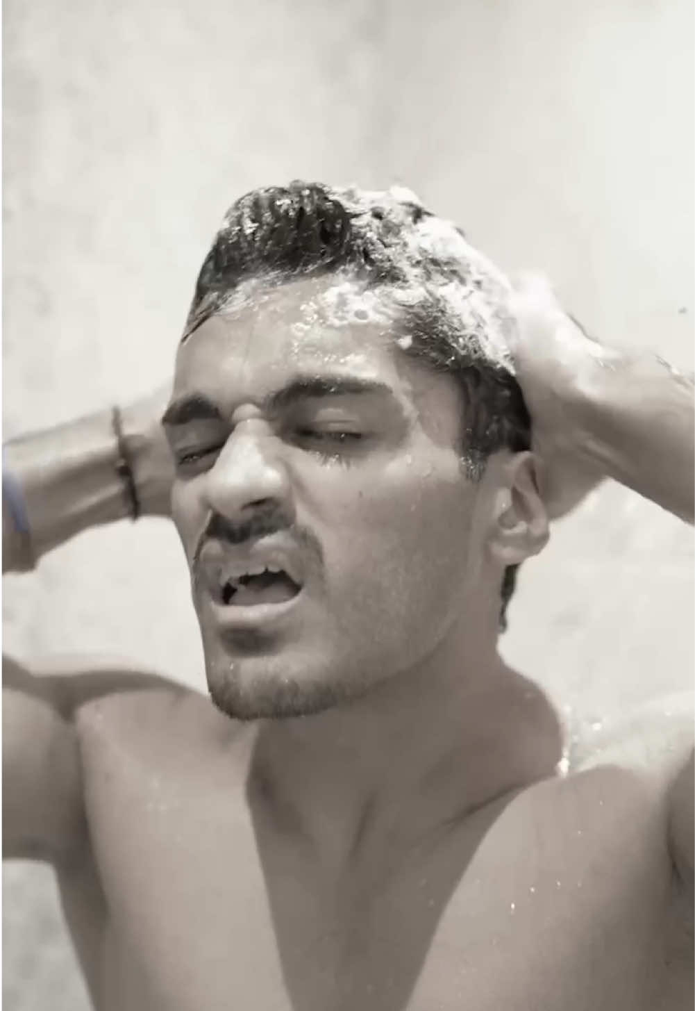 TikTok post by @rollinwithricky for Head & Shoulders Arabia. Caption reads: Stuck in the itch and dandruff loop? I just....
