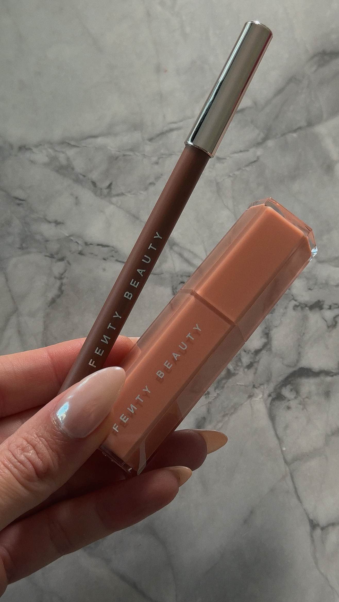 Instagram post by @amycastano for FENTY SKIN. Caption reads: @fentybeauty & @fentyskin have the dreamiest sets....